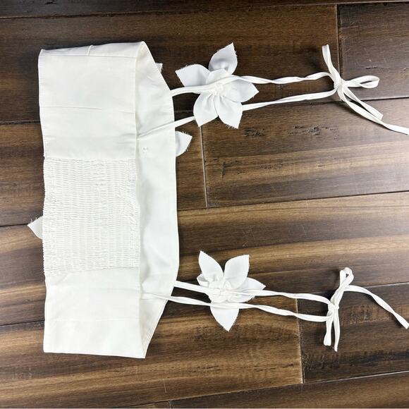 Elegant White Floral Women Crop Top, tie Straps, Smocked Back Bandeau size M - Picture 6 of 6